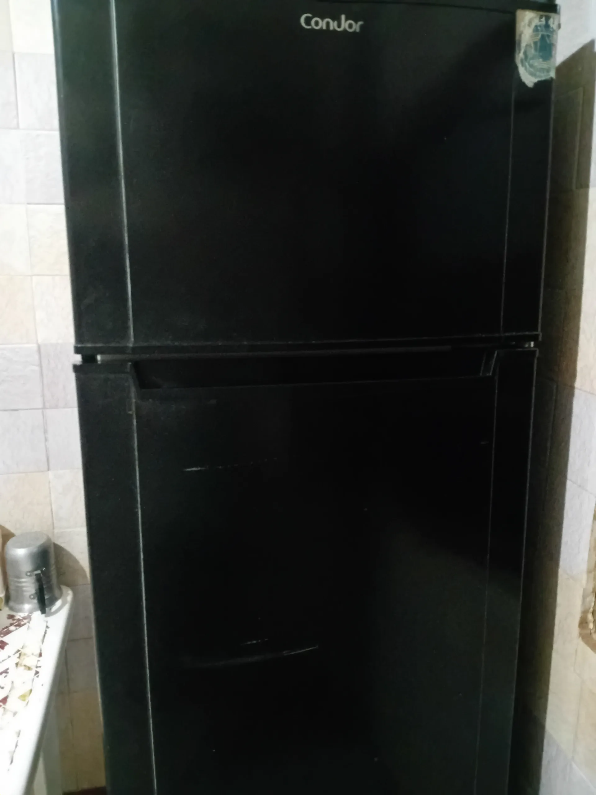 ثلاجة كوندور