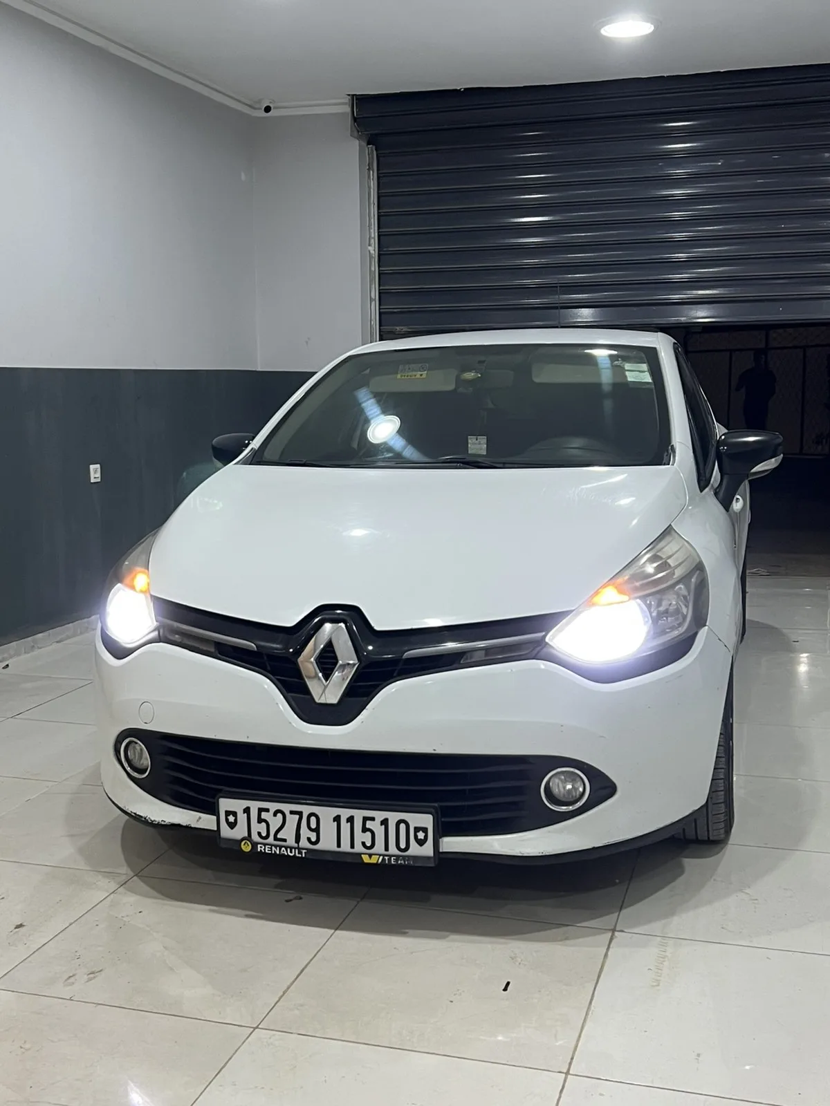 Clio 4 limited machya 225 00 touche