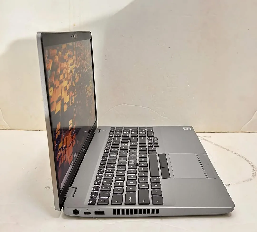 Pc dell latitude 5511 UK